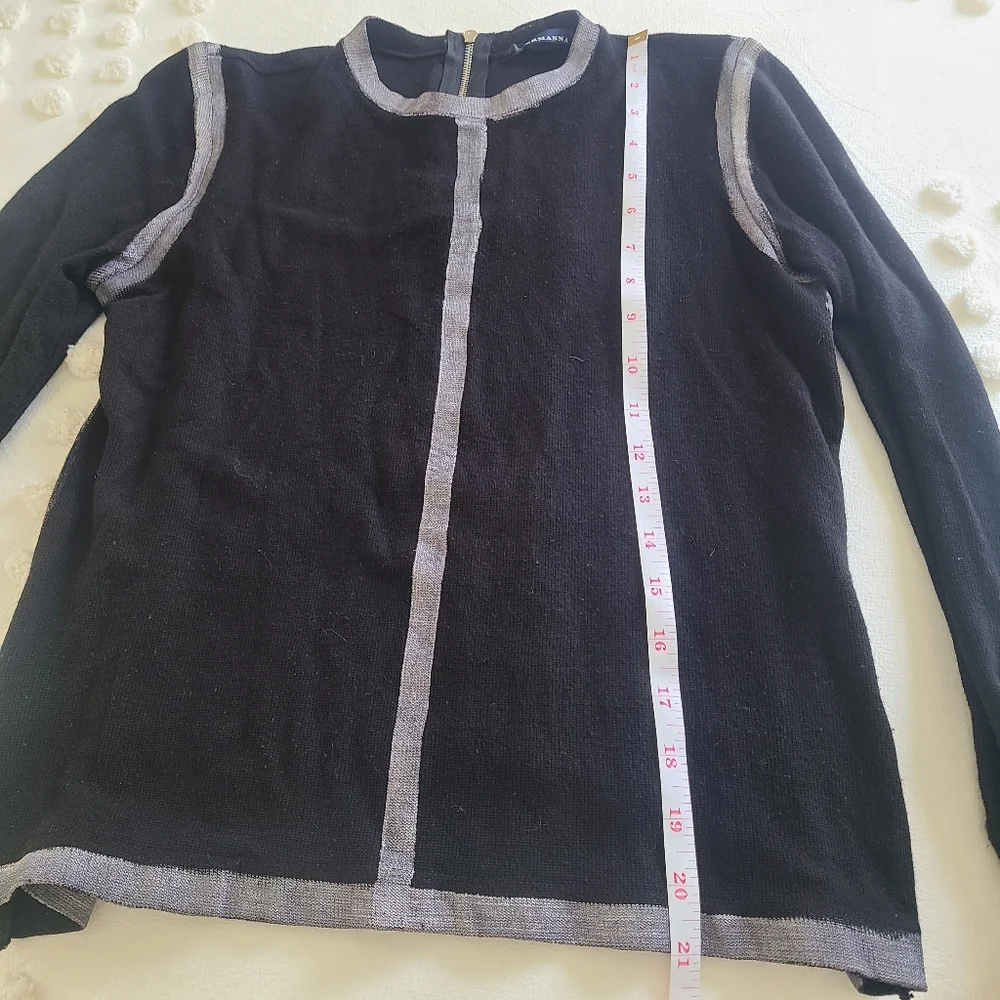 Ermanna Women Contrast Trim Knit Sweater Size 38 Black Metallic Gray Lightweight - Picture 7 of 8